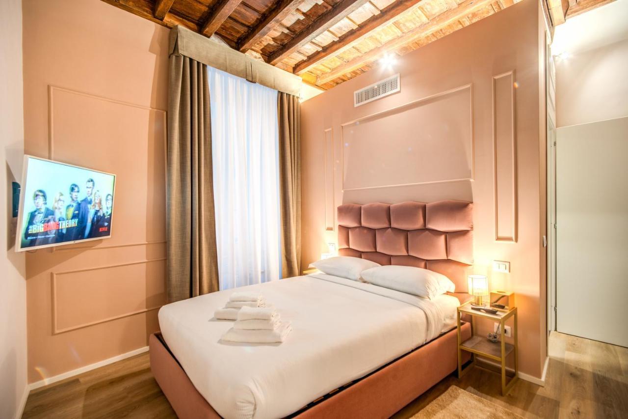 Capranica Private Suites โรม ภายนอก รูปภาพ